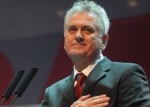 Treba li podsjećati tko je u Njemačkoj došao na vlast nakon što je prevladao rezon "kada je loše, biraj još gore"?!
