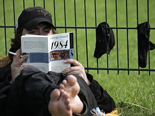 1984_kas_dw_politik_270813g.jpg