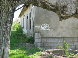 Foto: Disco u Jošanima - može rock, a mogu i narodnjaci...