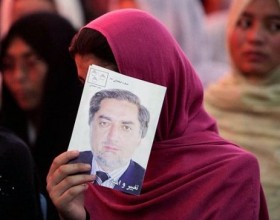dr_abdullah_suportar.jpg