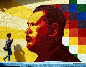 hugo_chavez_mural_foto_david_hernandez.jpg