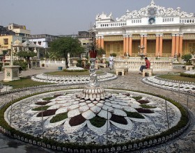 jain_temple_in_calcutta.jpg