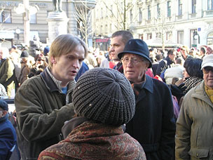 prosvjedcvjetnitrg_celovsgr.jpg