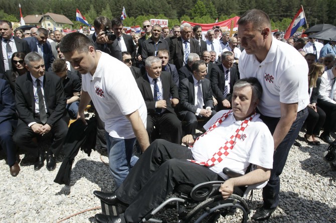 bleiburgglogoski_dariogrizelj_hina.jpg