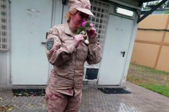 Vrhovna zapovjednica hrvatskih oružanih snaga Kolinda Flowerpower za nedavnog posjeta Afganistanu (Foto: Robert Koren, Hina)<br>