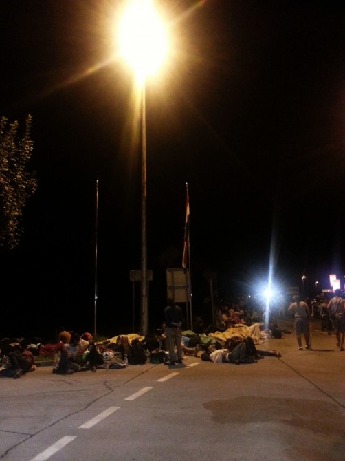 Mnogi ljudi nemaju ni vreće za spavanje ni pokrivače