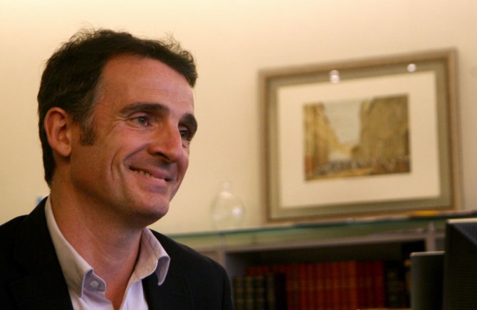 E. Piolle: To što smanjenje potrošnje zapravo ne smanjuje troškove nego poskupljuje uslugu je paradoks i glavni izazov ekološke tranzicije"