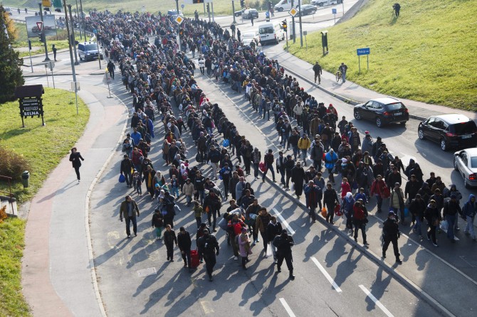 "Mi zapravo znamo jako malo, a čitav medijski i politički prostor preplavljen je stereotipima i nagađanjima o tim ljudima." (Foto: Gyorgy Varga, Epa/Hina)<br>