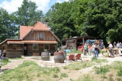 reciklirano_imanje_vukomericu_dobilo_svoju_ekoknjiznicu_slika_354146_1.jpg