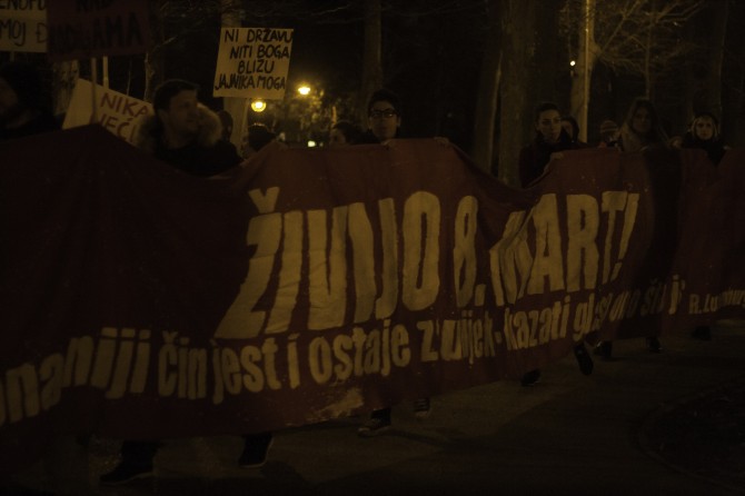 8mart_7.jpg