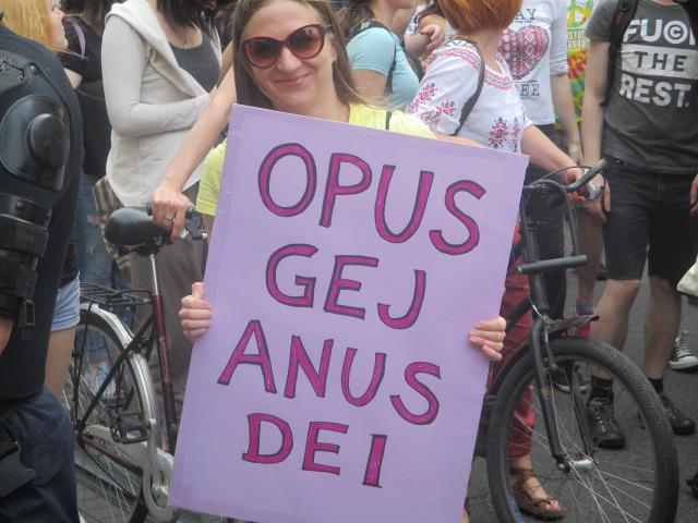 pride_lr39.jpg
