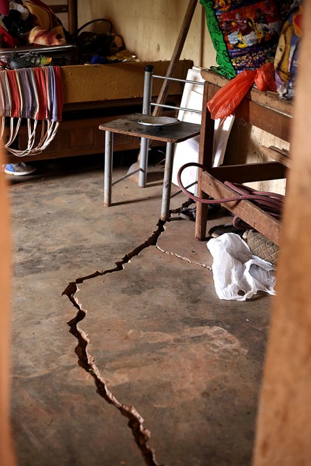 A lot of houses in the village have been damaged by vibrations.
