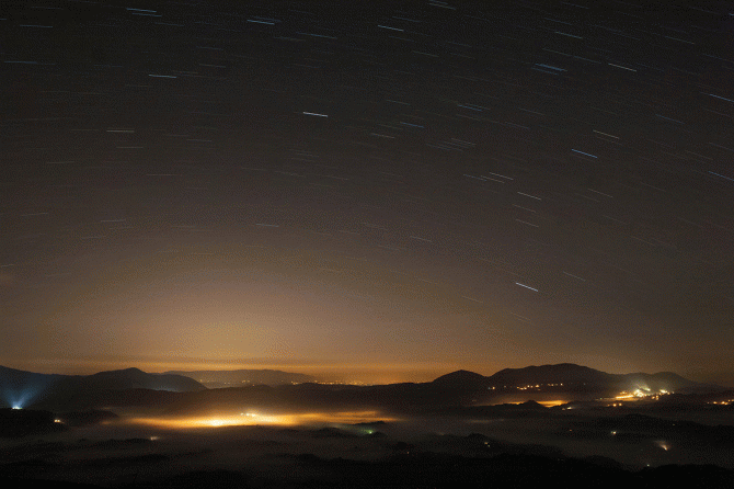 Zagorje prije i poslije ponoći (Foto: Astronomsko  društvo Beskraj)