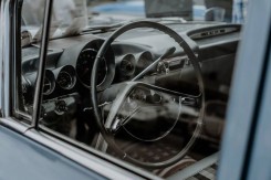 car_pixabay.jpg