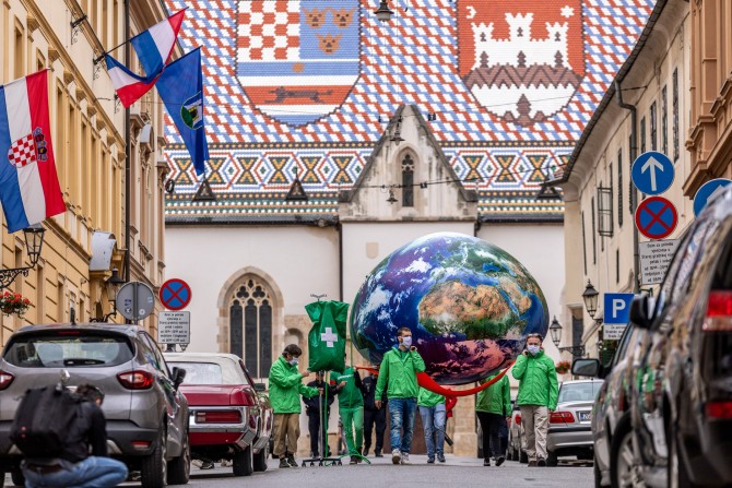 akcija_greenpeace3.jpg