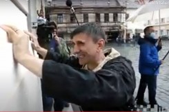 Siniša Labrović pomiče Sabor (ytb-prtsc)